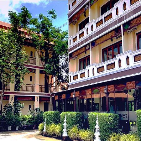 I Boutique Hotel Pluak Daeng Екстериор снимка